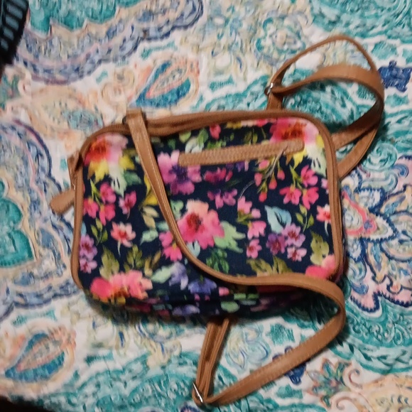Purse - Picture 3 of 3